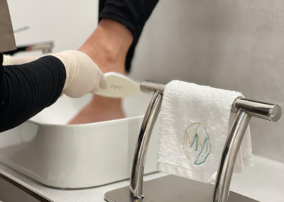 pedicure estetica di base